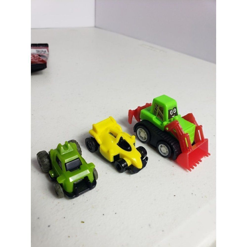 Mini Racers Mini Cars Random Vehicles Bundle - Picture 4 of 6